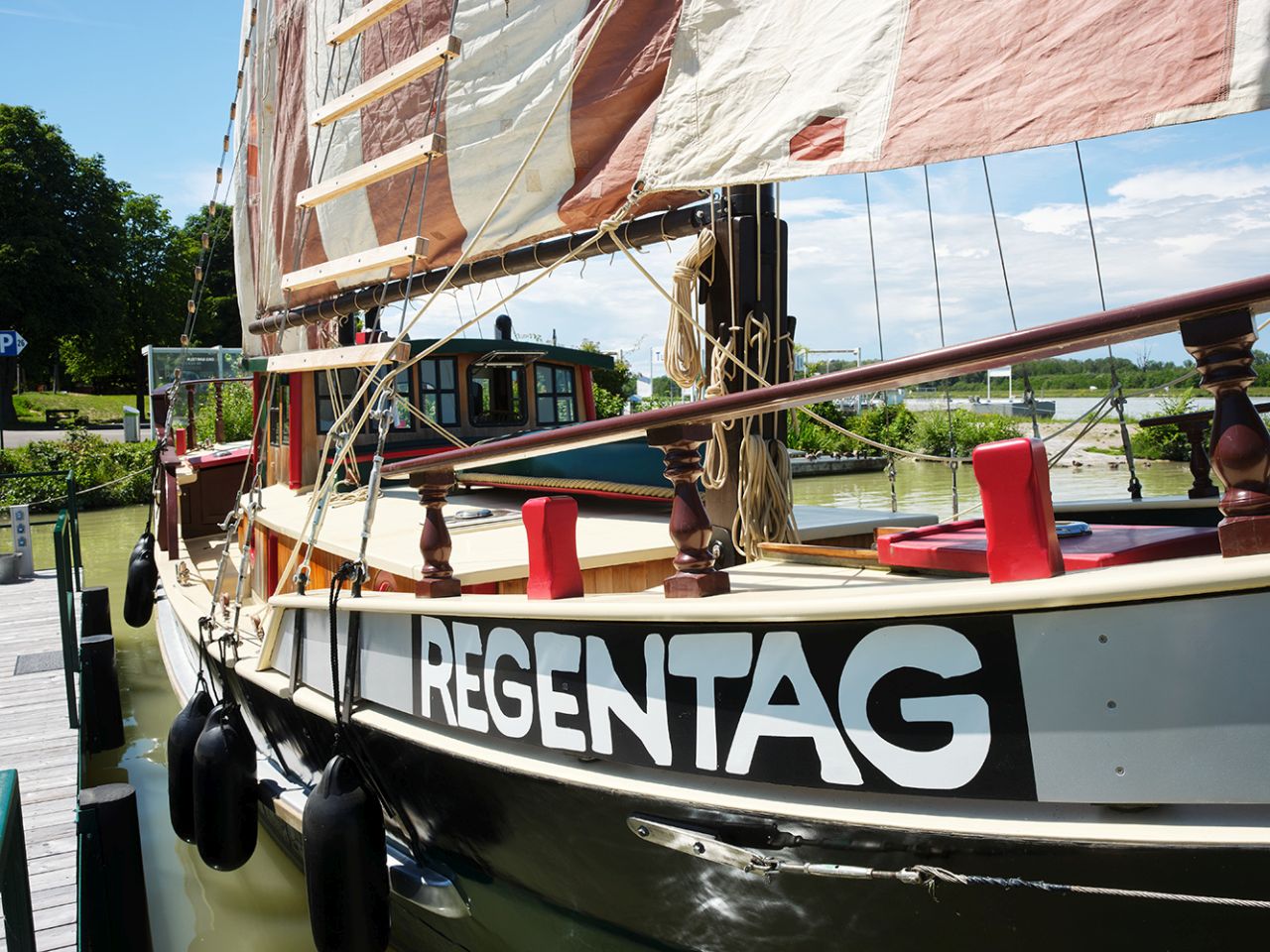 "Regentag" Schiff